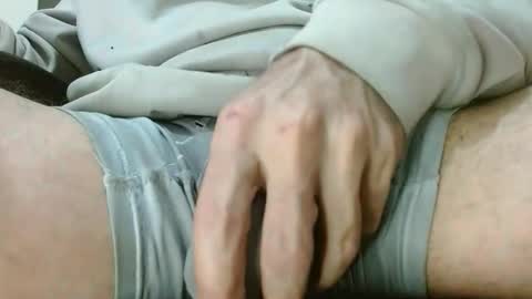 AlphaMaster Rodrick online show from April 11, 5:58 am