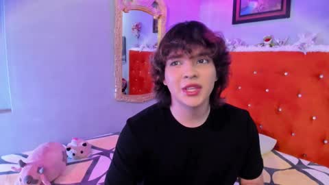 adam angels online show from December 5, 8:34 pm