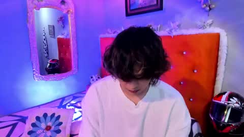 adam angels online show from December 4, 9:24 pm