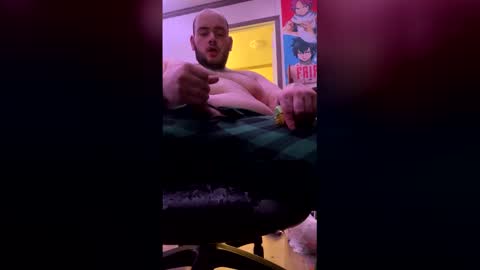 sirpaulsive16 online show from May 15, 7:16 am
