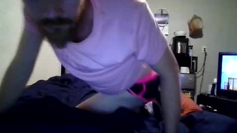 Snapshot of sissiebeard chatting on September 28, 11:08 am sissiebeard online show from September 28, 11:08 am