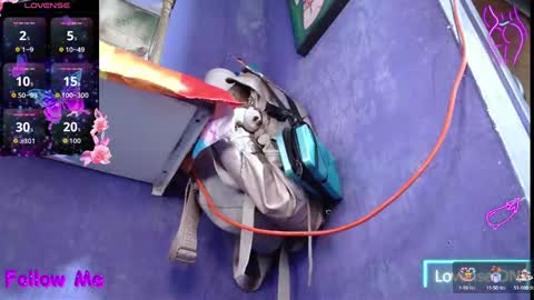 skinny1hugecock27 online show from October 11, 6:45 pm