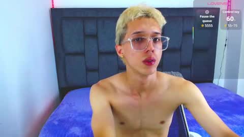 skinny_bigcock20 online show from October 2, 10:03 pm