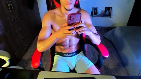 skinny online show from April 13, 6:52 pm