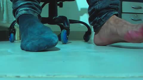 skinny marked online show from November 28, 10:11 pm