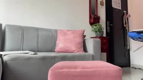 skinnylatin69 online show from February 19, 4:00 pm