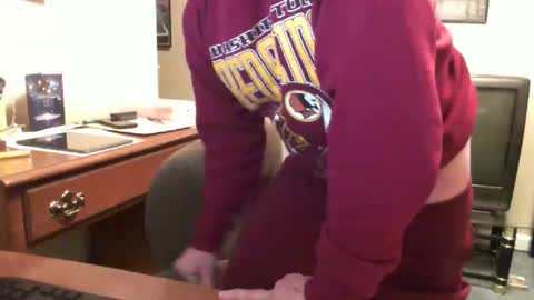 Snapshot of skn1960e chatting on February 3, 6:24 am skn1960e online show from February 3, 6:24 am