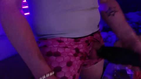 SLingSkylz online show from February 15, 2:47 pm