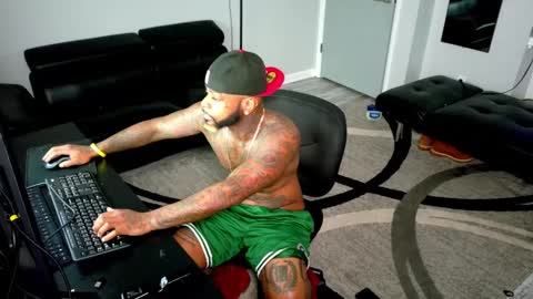 nasty twitter KASHCARTERATL online show from October 9, 3:39 pm