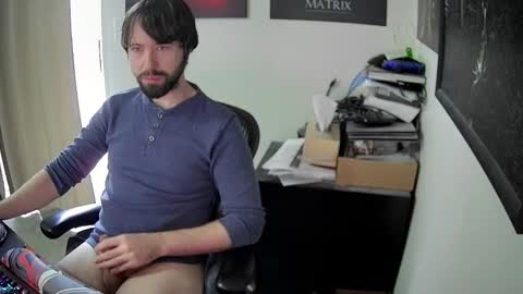 Snapshot of slave2pussy chatting on March 2, 6:24 pm slave2pussy online show from March 2, 6:24 pm