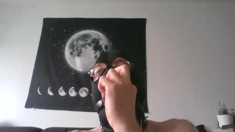 Snapshot of slaveforgodess chatting on February 26, 10:26 am slaveforgodess online show from February 26, 10:26 am