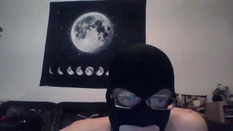 Snapshot of slaveforgodess chatting on October 14, 1:56 am slaveforgodess online show from October 14, 1:56 am