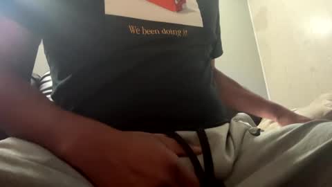 Snapshot of slick2285 chatting on September 21, 8:25 am slick2285 online show from September 21, 8:25 am