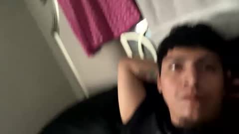 Snapshot of slickbadboy chatting on January 24, 10:19 pm slickbadboy online show from January 24, 10:19 pm