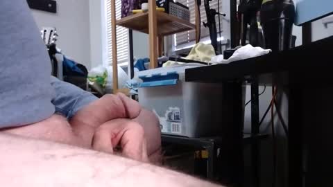 sliderguy699 online show from March 10, 12:06 pm