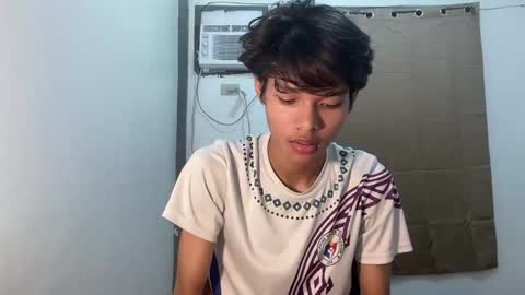 Snapshot of slim_sensation chatting on October 11, 3:27 pm slim_sensation online show from October 11, 3:27 pm