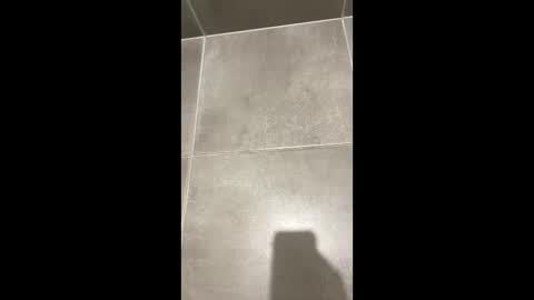 slimlord90 online show from December 22, 4:28 am