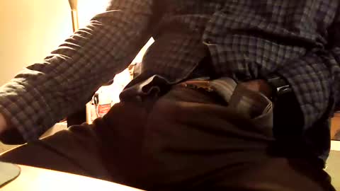 Snapshot of slogrow_uncut chatting on December 11, 6:05 pm SlowGrow Uncut online show from December 11, 6:05 pm