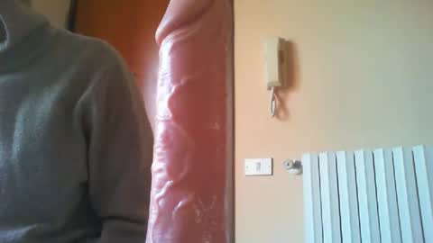 SluttySub online show from December 4, 9:40 am