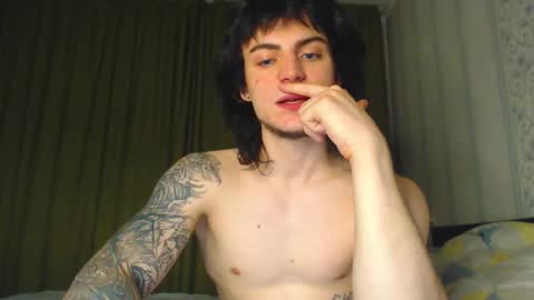 Gus online show from November 8, 2:42 pm