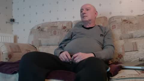 Steve online show from February 18, 10:18 pm