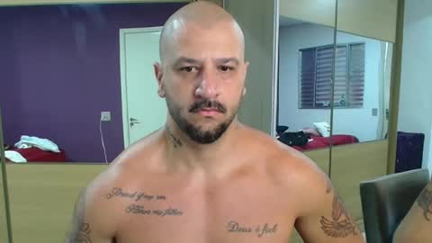 Snapshot of smithduke chatting on February 18, 12:39 pm smithduke online show from February 18, 12:39 pm