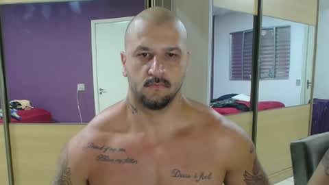 Snapshot of smithduke chatting on February 26, 2:37 am smithduke online show from February 26, 2:37 am