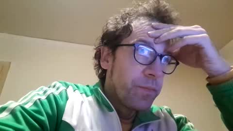 luca online show from December 25, 11:42 pm