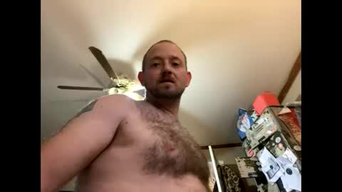 Snapshot of smokeymt420 chatting on December 28, 7:33 pm smokeymt420 online show from December 28, 7:33 pm