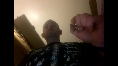 Snapshot of smokeymt420 chatting on January 20, 9:24 am smokeymt420 online show from January 20, 9:24 am