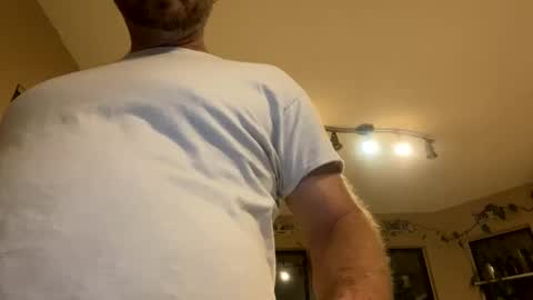 Snapshot of smokeymt420 chatting on February 18, 4:37 am smokeymt420 online show from February 18, 4:37 am