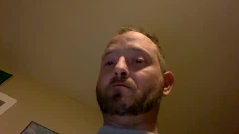 Snapshot of smokeymt420 chatting on February 11, 5:26 am smokeymt420 online show from February 11, 5:26 am