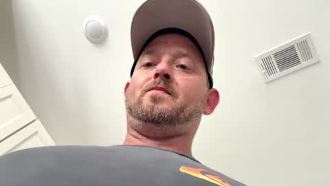 Snapshot of smokeymt420 chatting on September 20, 8:20 pm smokeymt420 online show from September 20, 8:20 pm