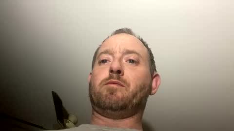 Snapshot of smokeymt420 chatting on January 27, 4:52 am smokeymt420 online show from January 27, 4:52 am