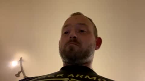 Snapshot of smokeymt420 chatting on February 8, 3:30 am smokeymt420 online show from February 8, 3:30 am