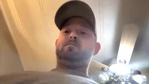 smokeymt420 online show from December 15, 2:08 am