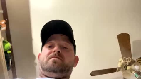 Snapshot of smokeymt420 chatting on February 2, 6:42 pm smokeymt420 online show from February 2, 6:42 pm