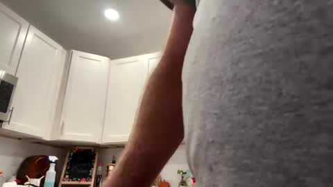 Snapshot of smokeymt420 chatting on September 27, 4:21 am smokeymt420 online show from September 27, 4:21 am