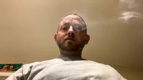 Snapshot of smokeymt420 chatting on March 11, 3:48 am smokeymt420 online show from March 11, 3:48 am