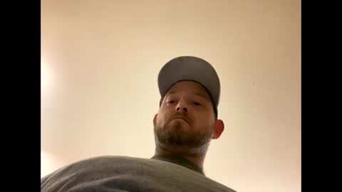 Snapshot of smokeymt420 chatting on December 10, 4:24 am smokeymt420 online show from December 10, 4:24 am