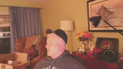 smokymountanman online show from December 5, 2:29 am