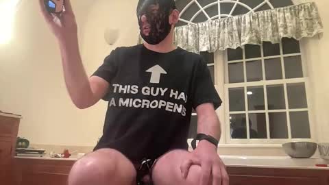 smollejuan69 online show from April 24, 6:27 am