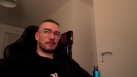 AllDayIDream online show from January 17, 10:27 pm