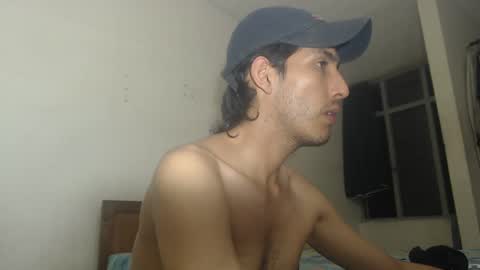 Snapshot of snackontime19 chatting on September 17, 4:46 am snackontime19 online show from September 17, 4:46 am