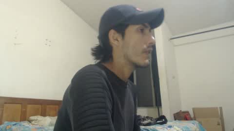 Snapshot of snackontime19 chatting on October 8, 1:43 am snackontime19 online show from October 8, 1:43 am