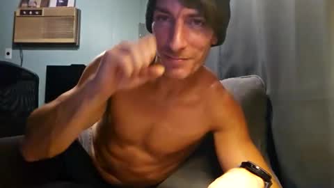 Snackyyyy online show from February 2, 12:42 am