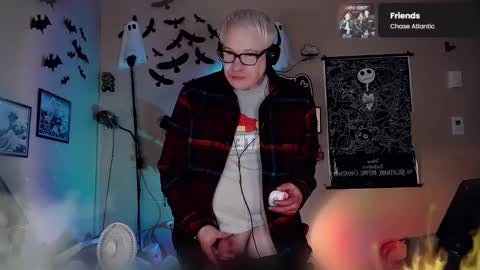 Viiscount  Snarfle Von Snarfenberg online show from December 5, 2:09 am