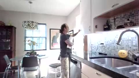 Snapshot of sofaking9 chatting on January 4, 9:09 pm MicroAngelo online show from January 4, 9:09 pm