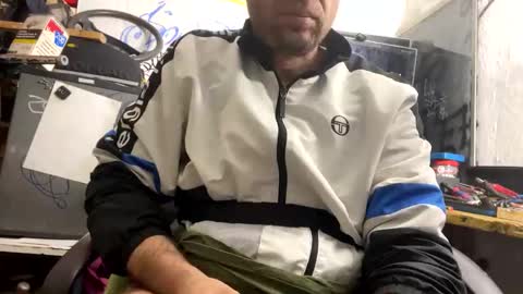 Snapshot of son_e_blacc chatting on October 31, 2:57 am Soni online show from October 31, 2:57 am