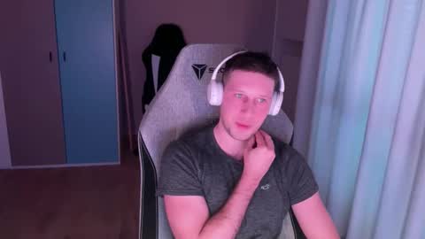 spaduzz online show from March 8, 4:11 pm